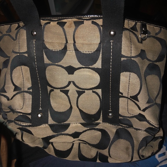 Handbag - Picture 3 of 6